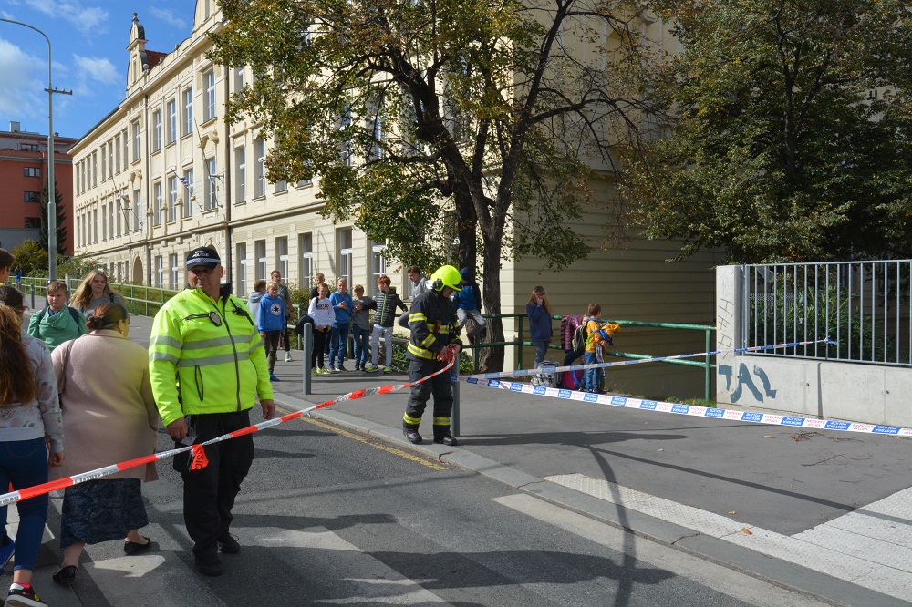 3 Spadlá lampa Bělohorská