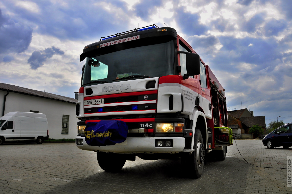 30 6-5-2013 Požár autoservis Postřelmov (36).JPG