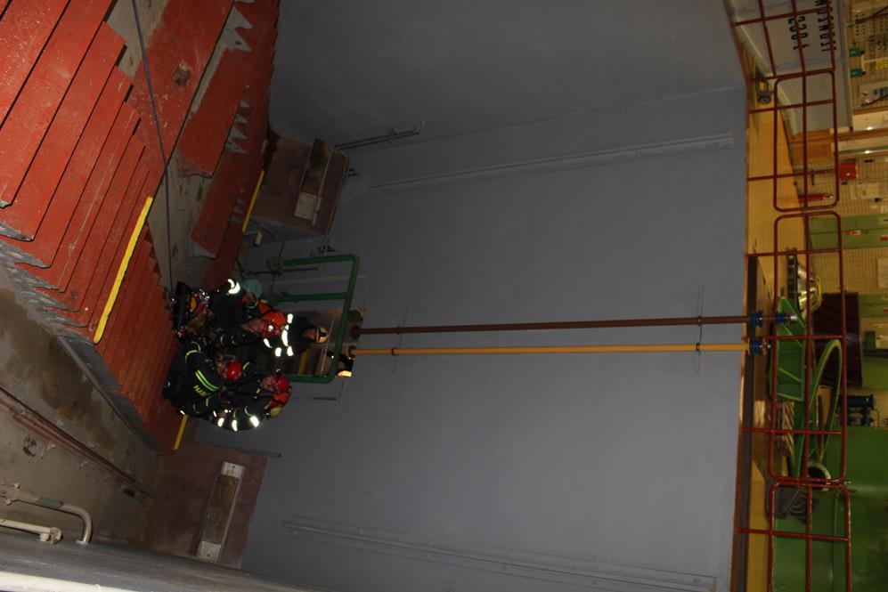 30 Taktické cvičení - elektrárna Lipno - 13. 3. 2015 (25).JPG