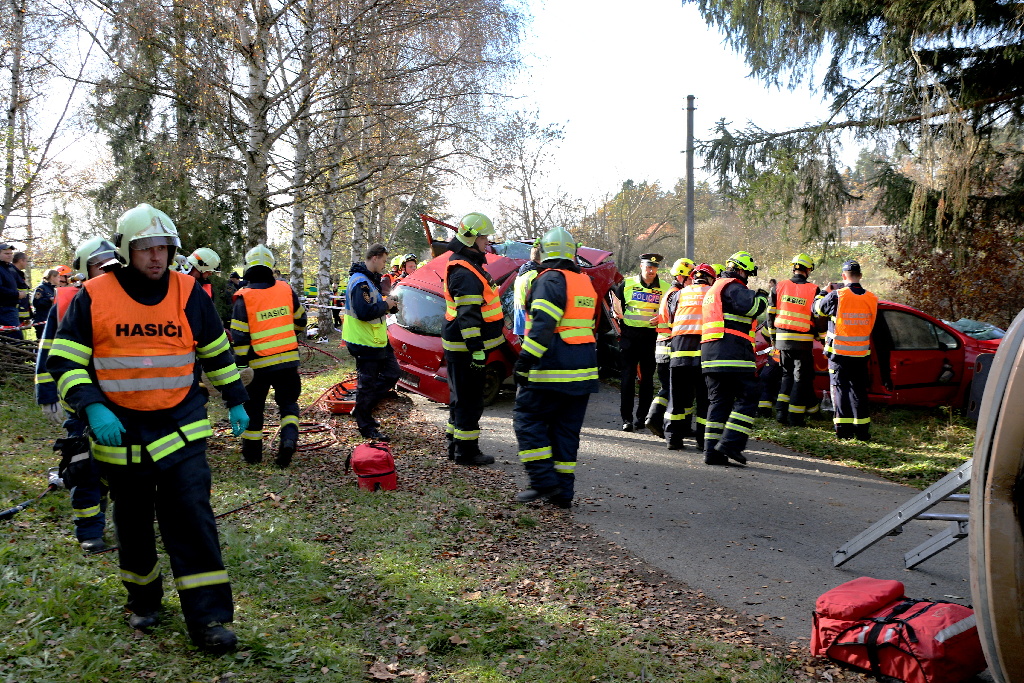 3_11_2022 Taktické cvičení IZS - Hromadná dopravní nehoda (57).JPG