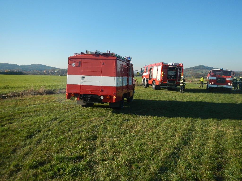 4 Cvičení Letiště, Strunkovice nad Blanicí - 31. 10. 2015 (2).jpg