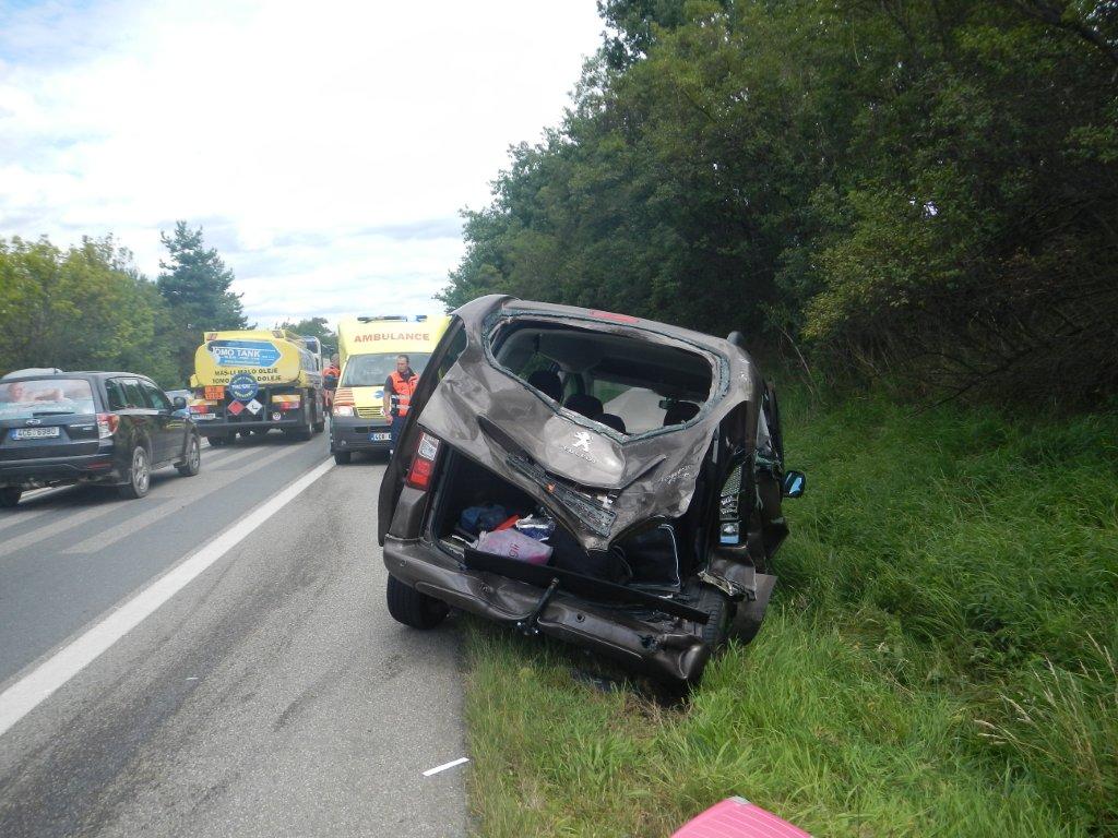 4 Dopravní nehoda, Kamenný Újezd - 25. 8. 2014 (6).jpg