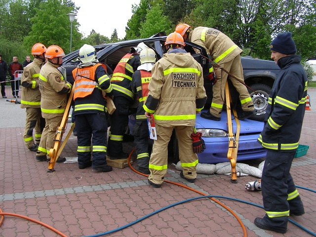 4 Krajská soutěž ve vyprošťování, Jindřichův Hradec - 15. 5. 2014 (17).JPG