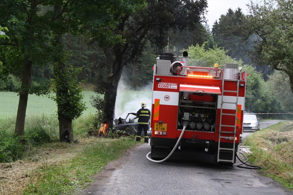 4 Požár OA, Kalenice - 19. 6. 2015 (4).JPG