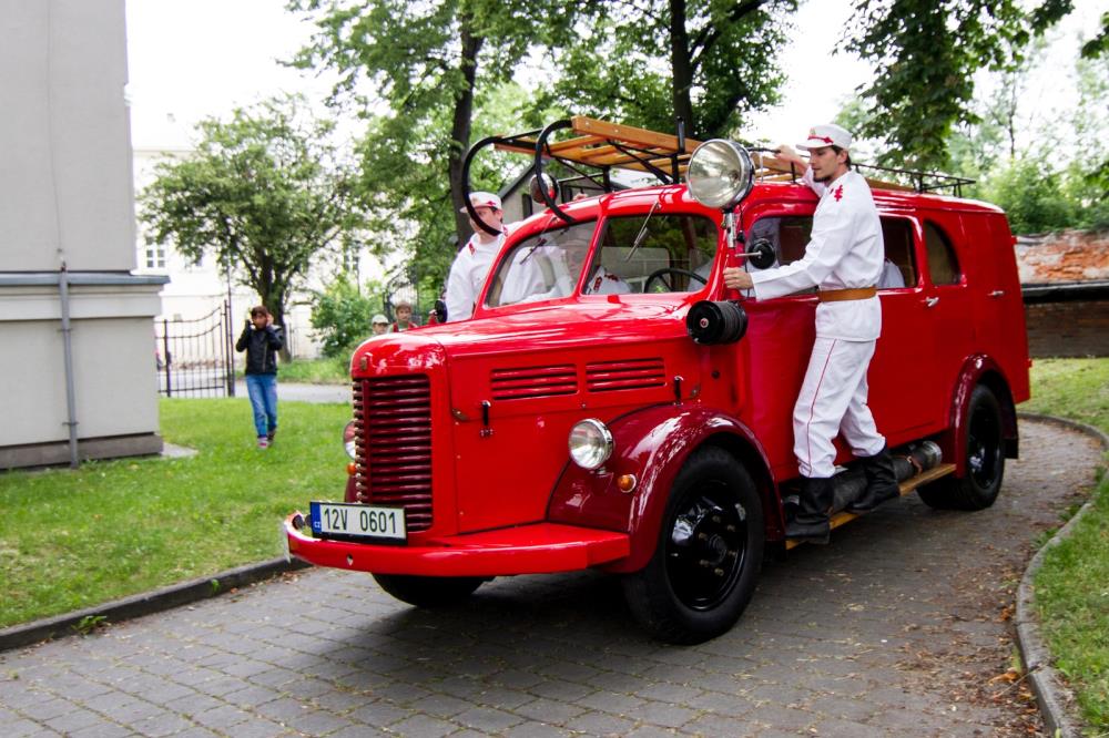 4 small_IM7_5916.jpg