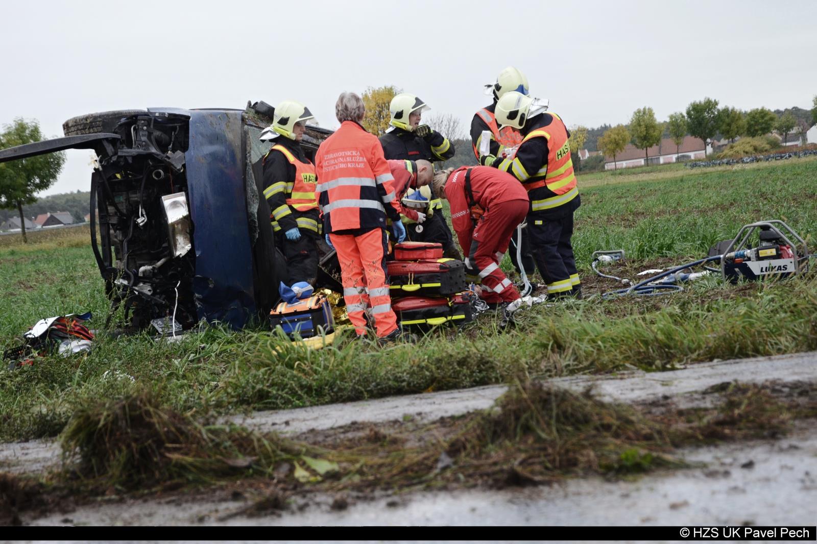 5 Dopravní nehoda Počaply (5).jpg