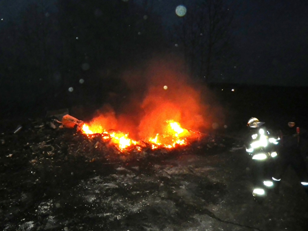 5.2.2016 požár skládky Kotovice.JPG