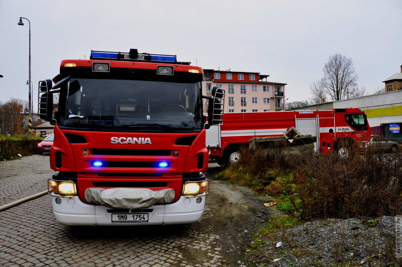 6 22-11-2012 Požár drážní budova Olomouc město (14).JPG