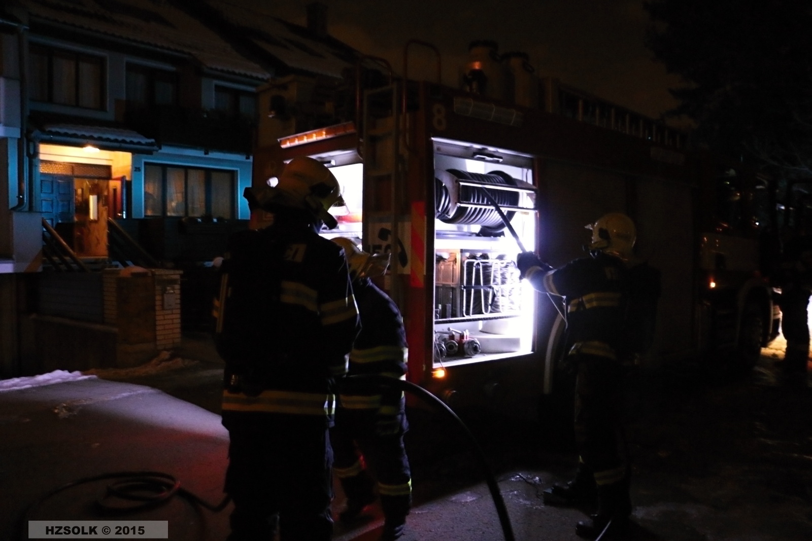 6 6-2-2015 Požár v garáži RD - Kašparova ulice Olomouc (6).JPG