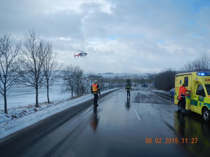 6 Dopravní nehoda 2 OA, Kbelnice - 8. 2. 2015 (6).JPG