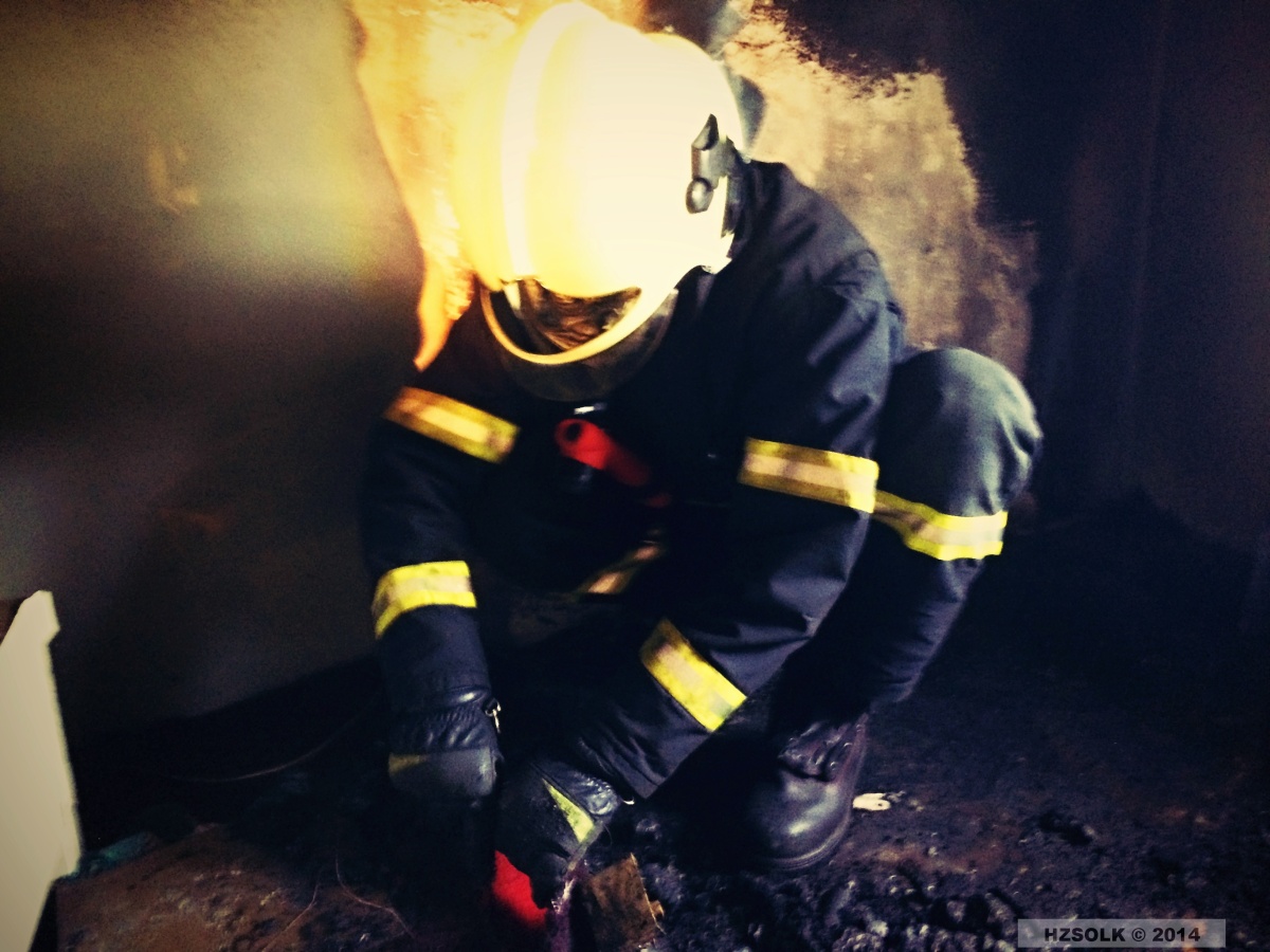 6 P_NB_21-3-2013 Požár bytu ulice Ondřejova Olomouc (14).JPG