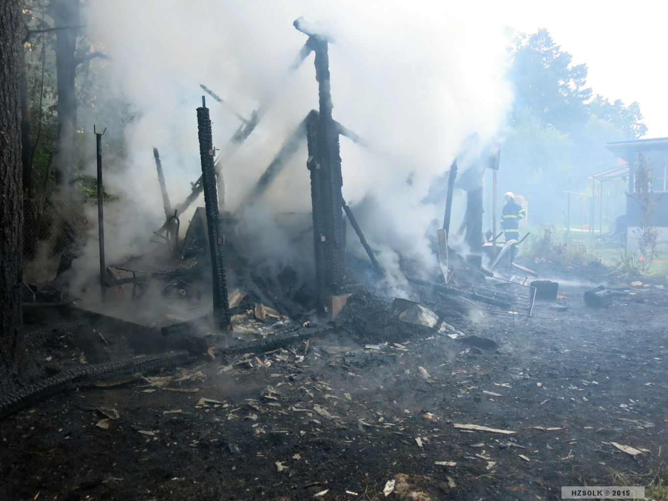 7 17-6-2015 Požár chaty Čechovice  - Záhoří (4).JPG