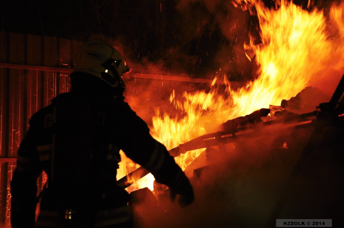7 18-4-2014P_NB_ hala Olomouc Chválkovice (47).JPG