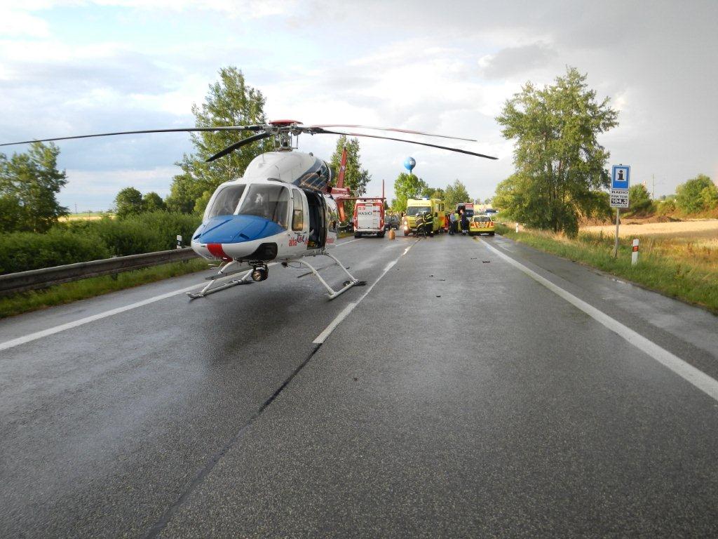 7 Dopravní nehoda 2 OA a NA, Bošilec - 5. 7. 2014 (2).jpg