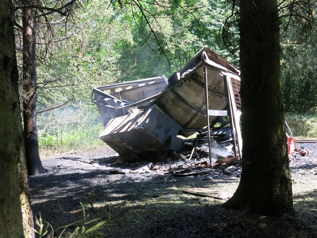 7 pozar vcelin naklo (6).JPG