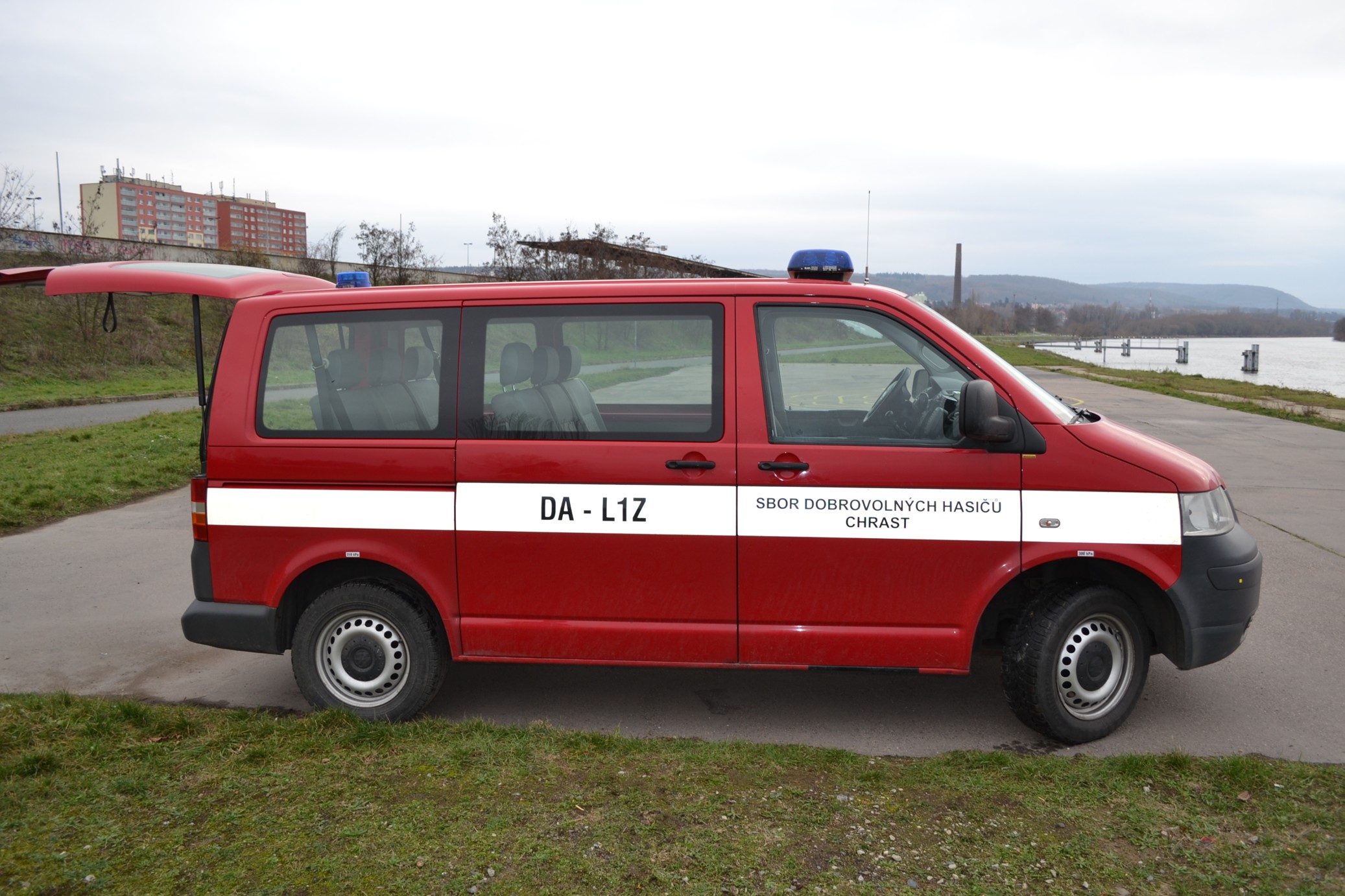 84 53-15-1.JPG