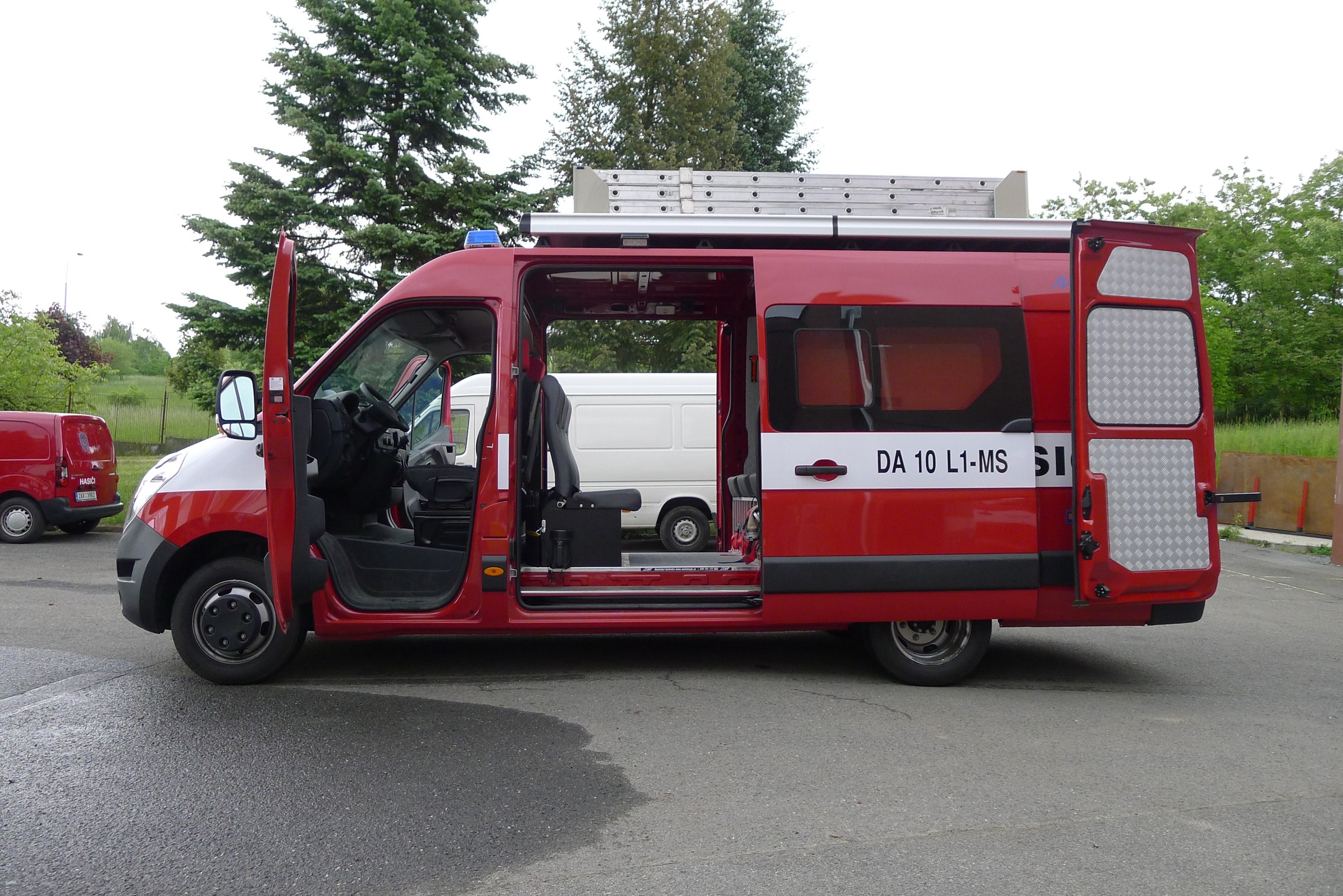 88 54-15-2.JPG