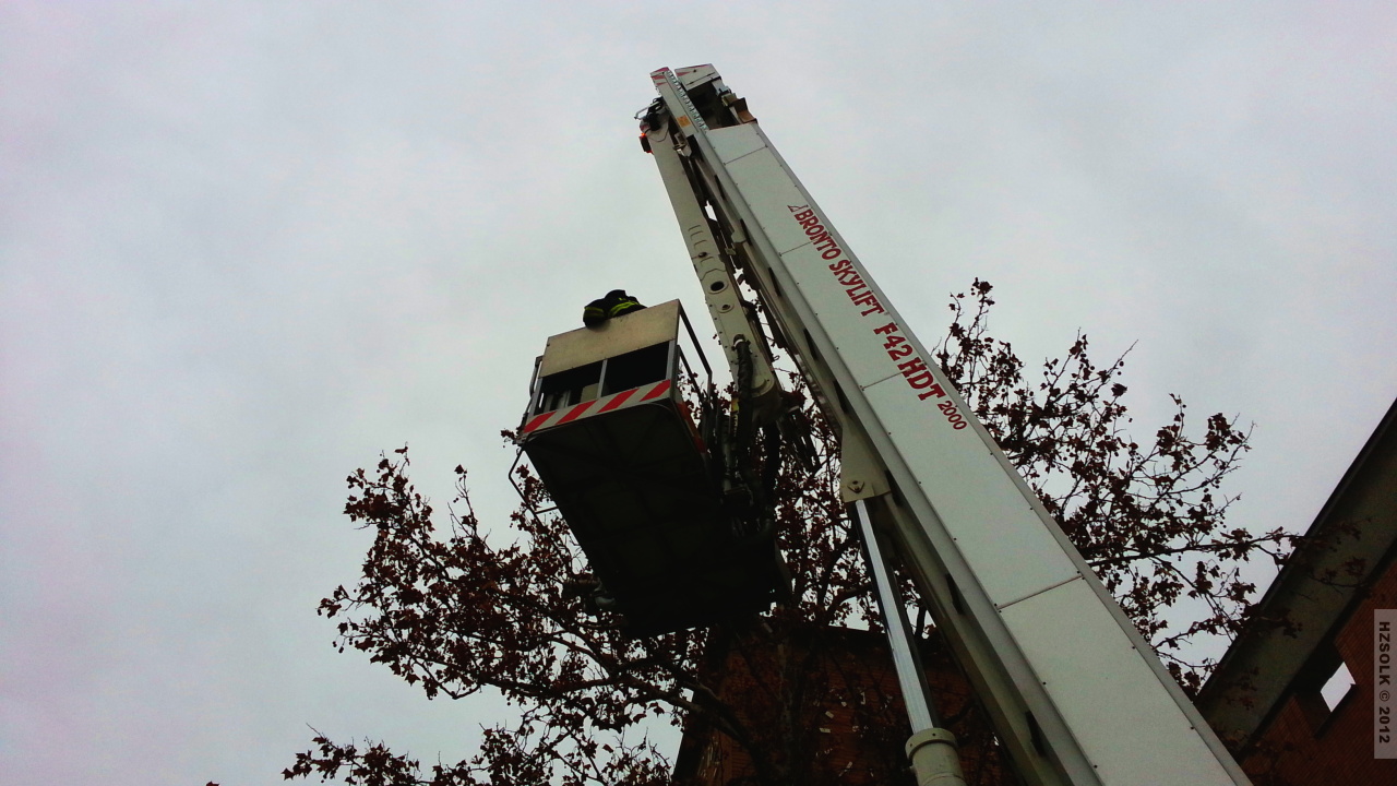 9 22-11-2012 požár hlavní nádraží Olomouc (5).jpg