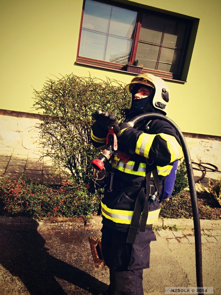 9 P_NB_21-3-2013 Požár bytu ulice Ondřejova Olomouc (17).JPG