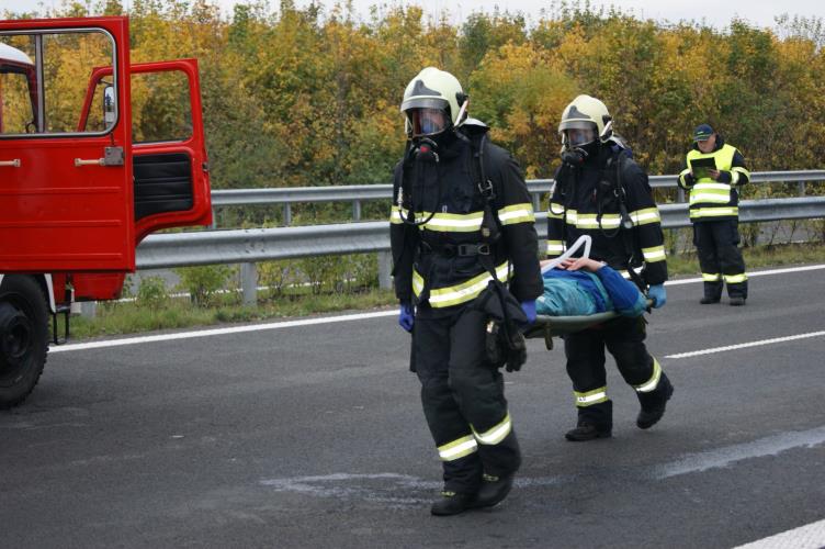Cvičení R7 (20).JPG