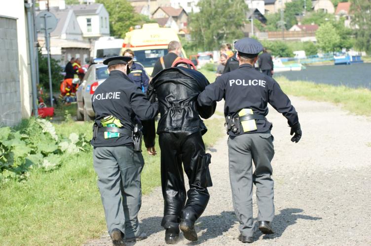 Cvičení požár lodi Vaňov (15).jpg