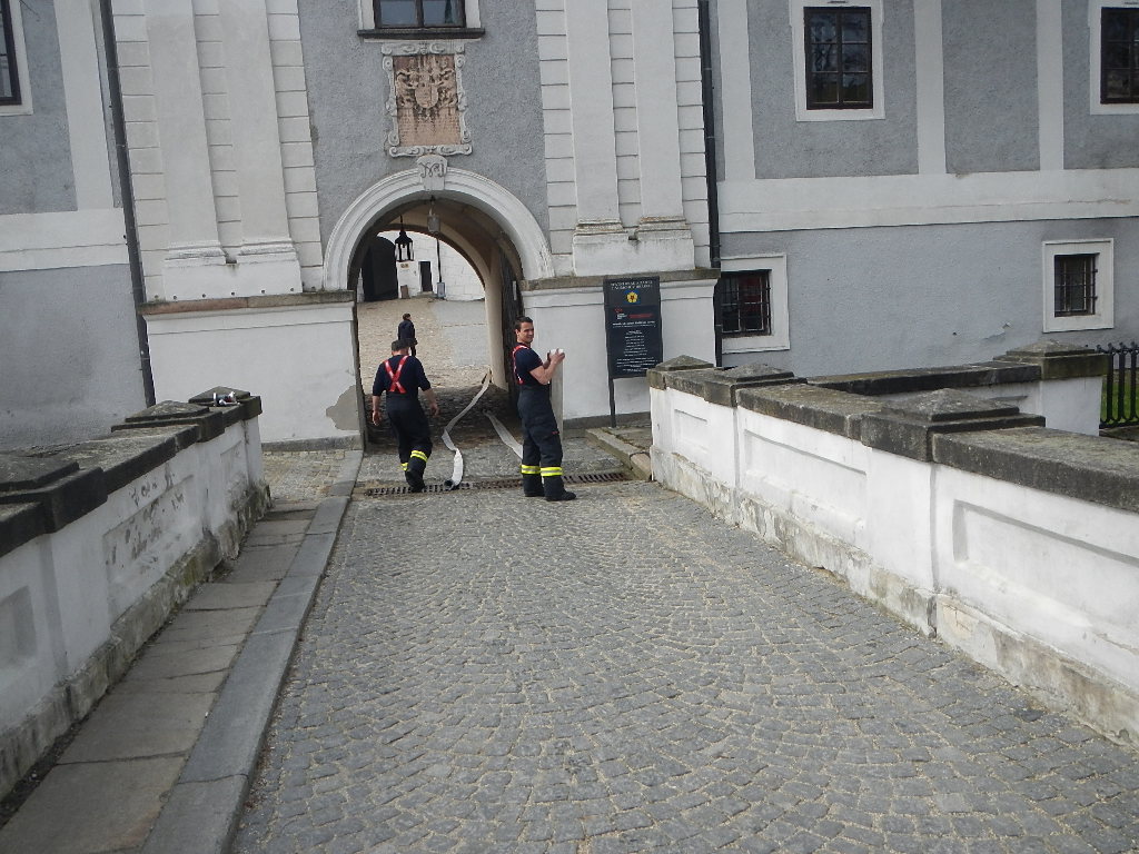Cvičení zámek, Jindřichův Hradec - 4. 5. 2017 (10).JPG