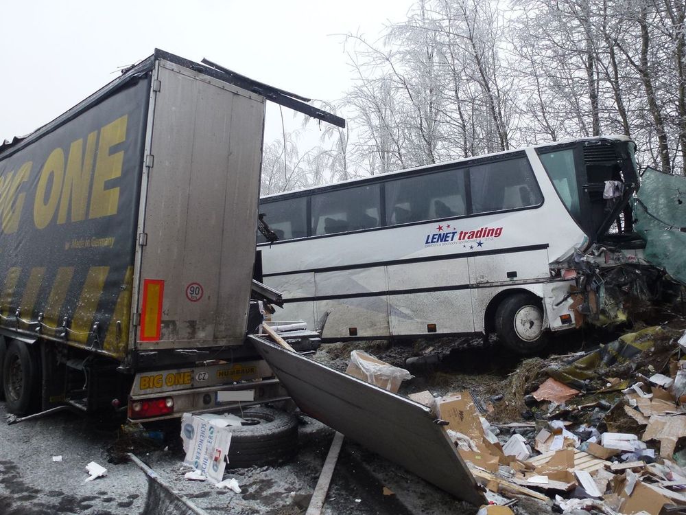 DN Bus,NA,OA c6 u Zalmanova - B (15).JPG