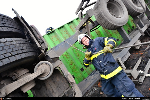 DNvyprosteni2xskladkaOstrava (10).JPG