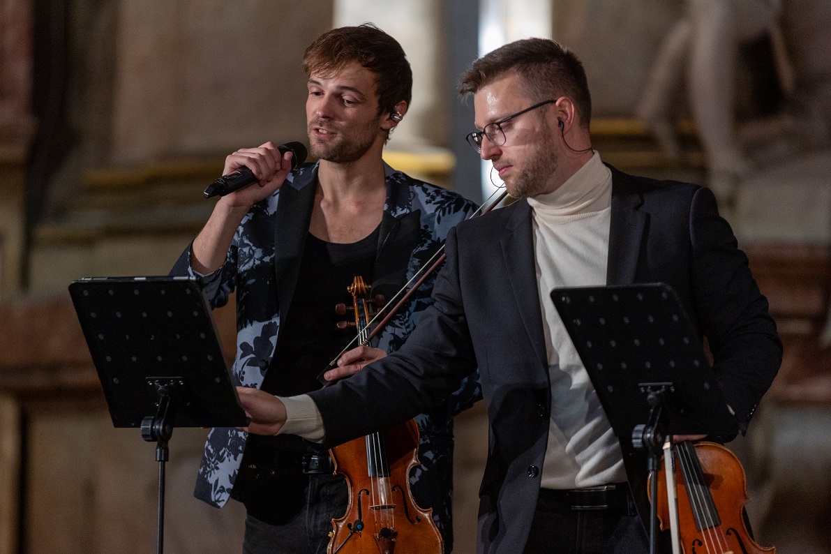 De Facto Quartet zahrál na počest hasičům v chrámu sv. Mikuláše