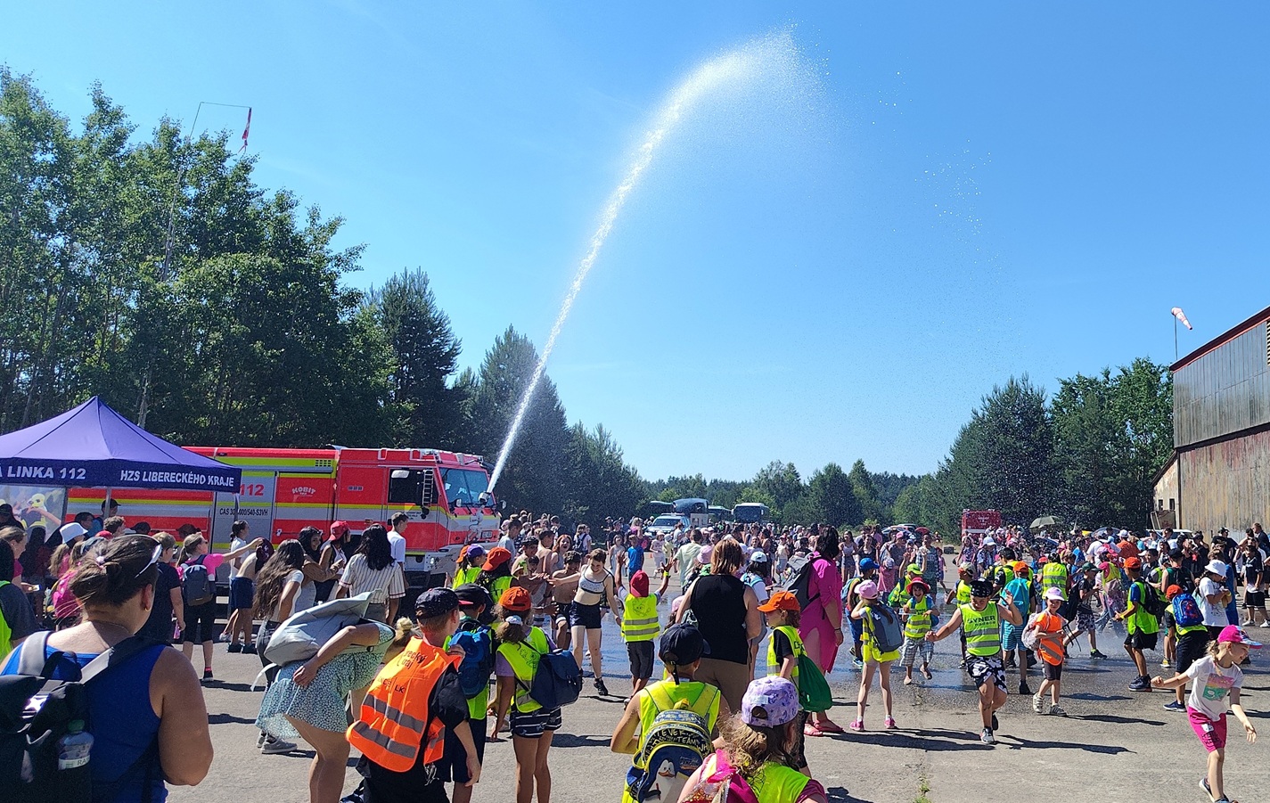 Den Leteckého klubu LAA, Hradčany n. P.jpg