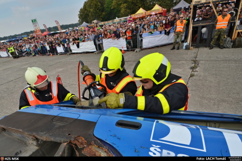 DnyNATO2015_hasicivyprostovani_Lach (6).JPG
