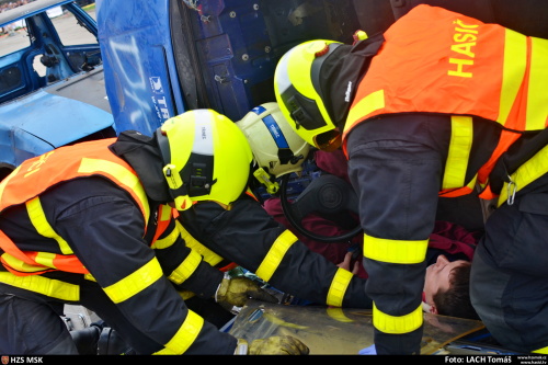 DnyNATO2015_hasicivyprostovani_Lach (9).JPG