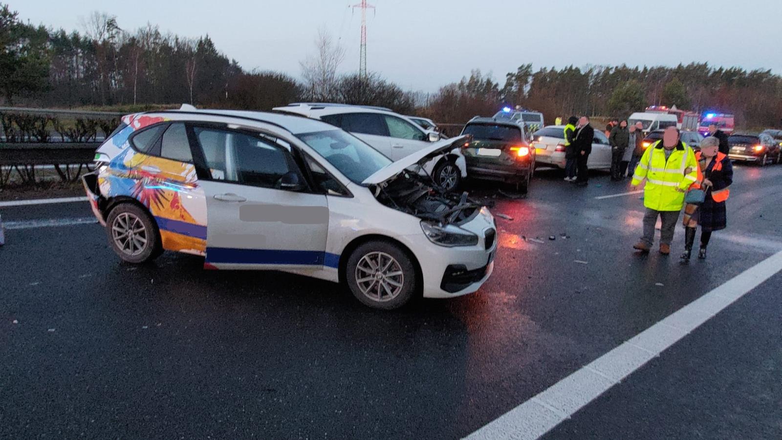 Dopravní nehoda 11 OA, D3 - 12. 1. 2023 (3).jpg