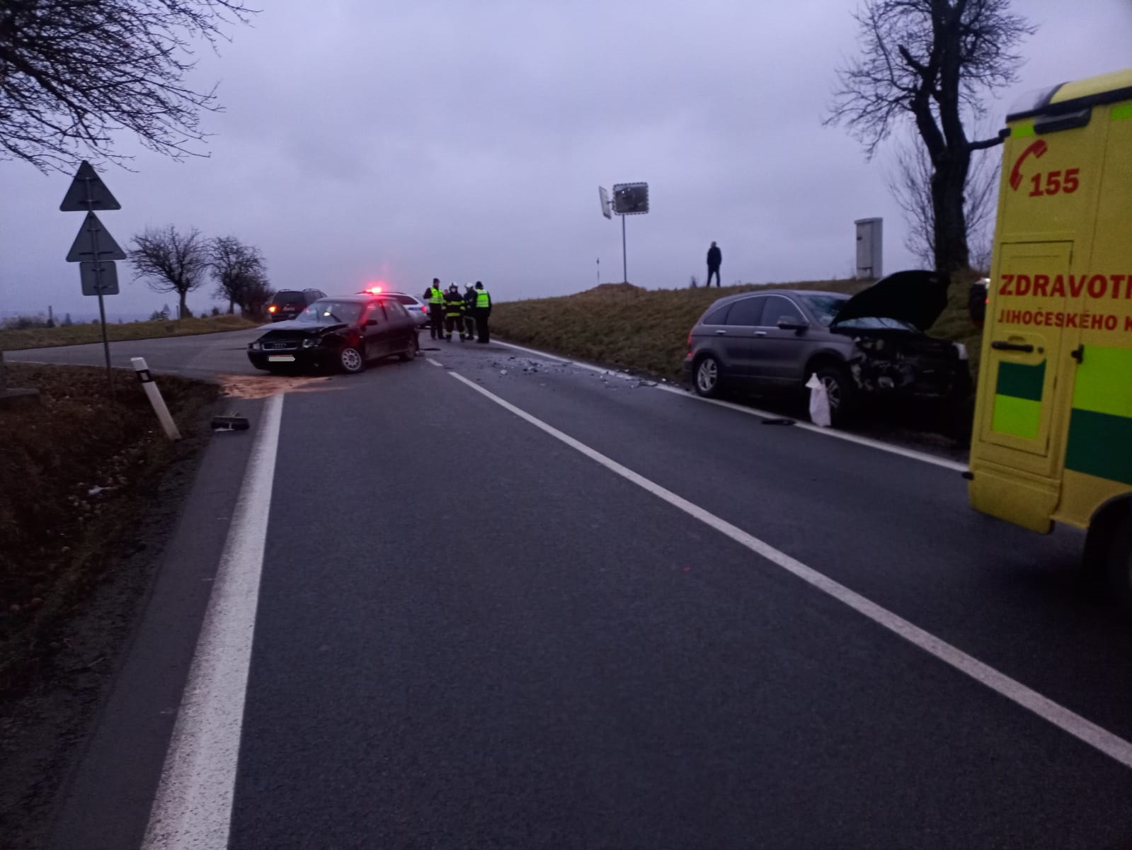 Dopravní nehoda 2 OA, Dačice - 16. 12. 2021 (4).jpg