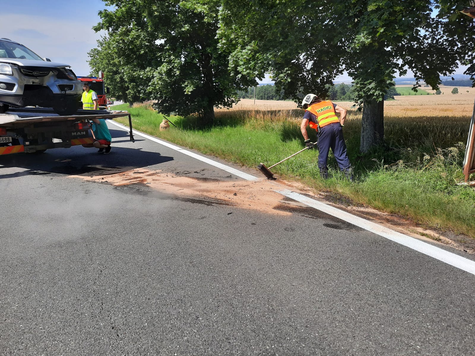 Dopravní nehoda 2 OA, Dub - 24. 7. 2020 (2).jpg