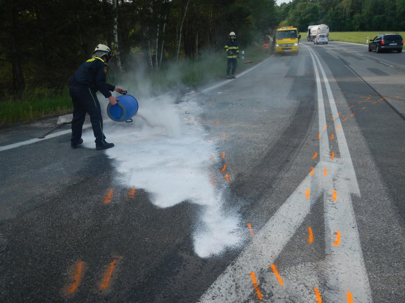 Dopravní nehoda 2 OA, Kamenný Újezd - 31. 5. 2017 (4).JPG