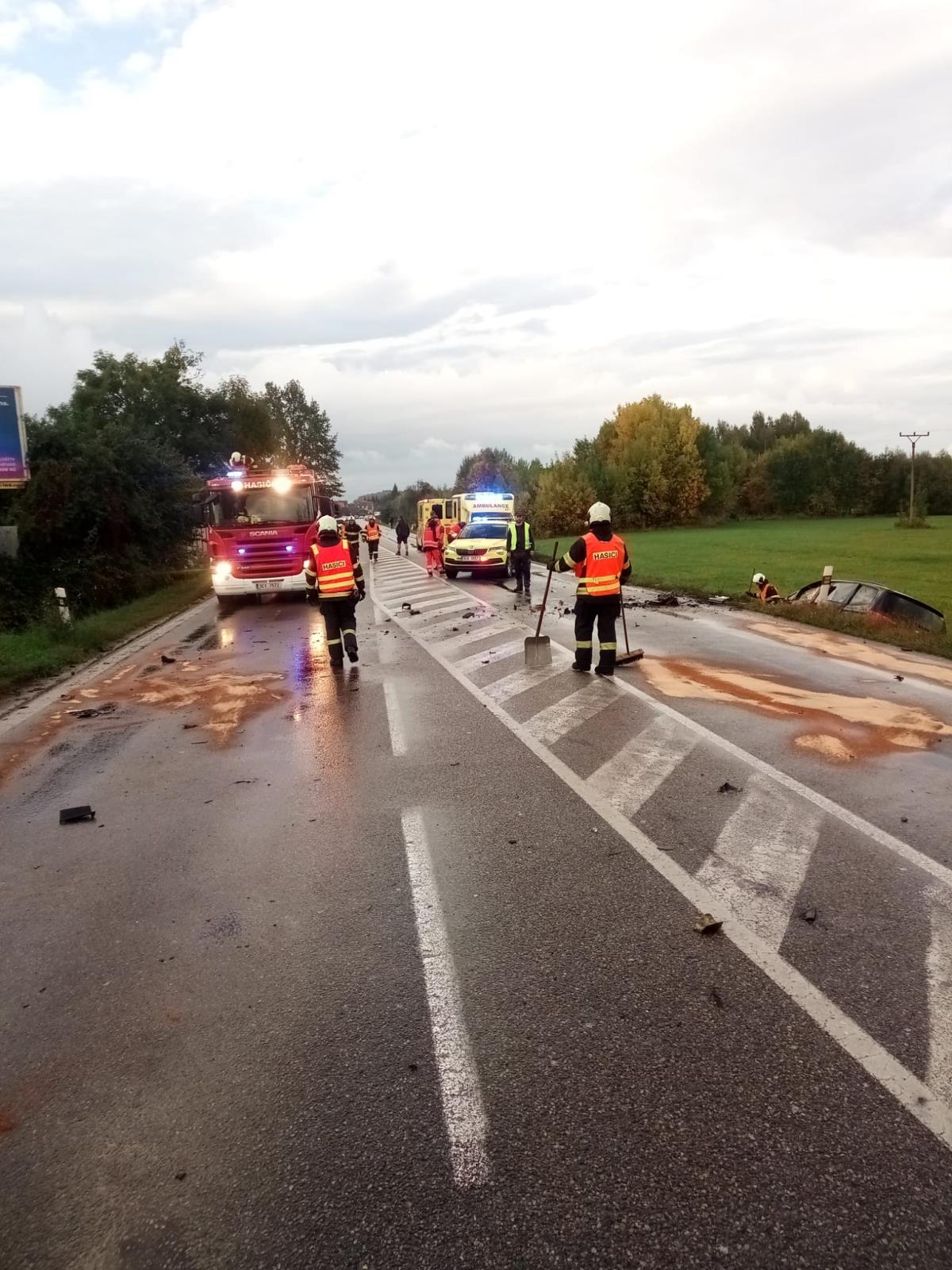 Dopravní nehoda 2 OA, Planá - 25. 9. 2022 (3).jpg