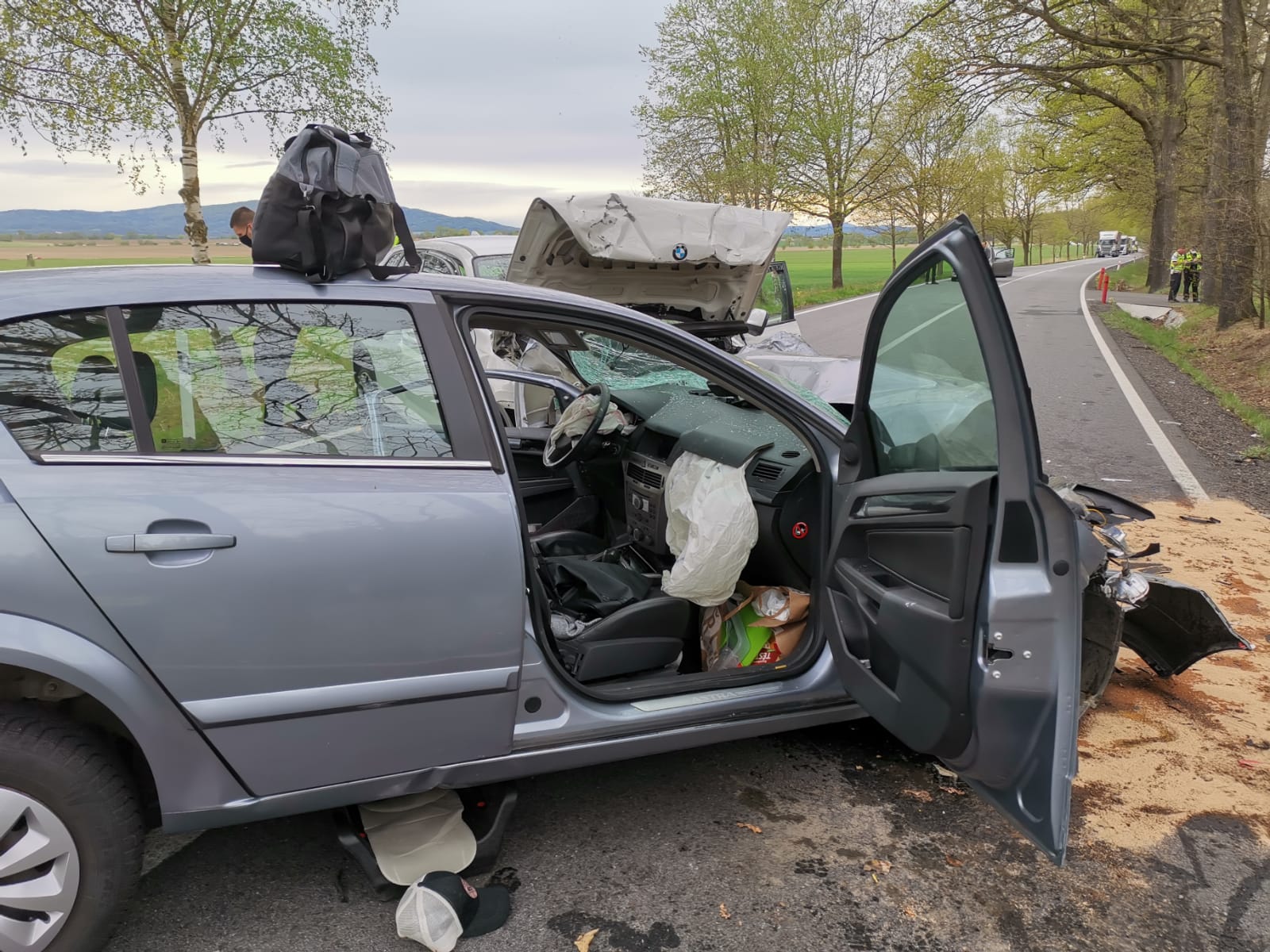 Dopravní nehoda 2 OA, Břehov - 30. 4. 2020 (4).jpg
