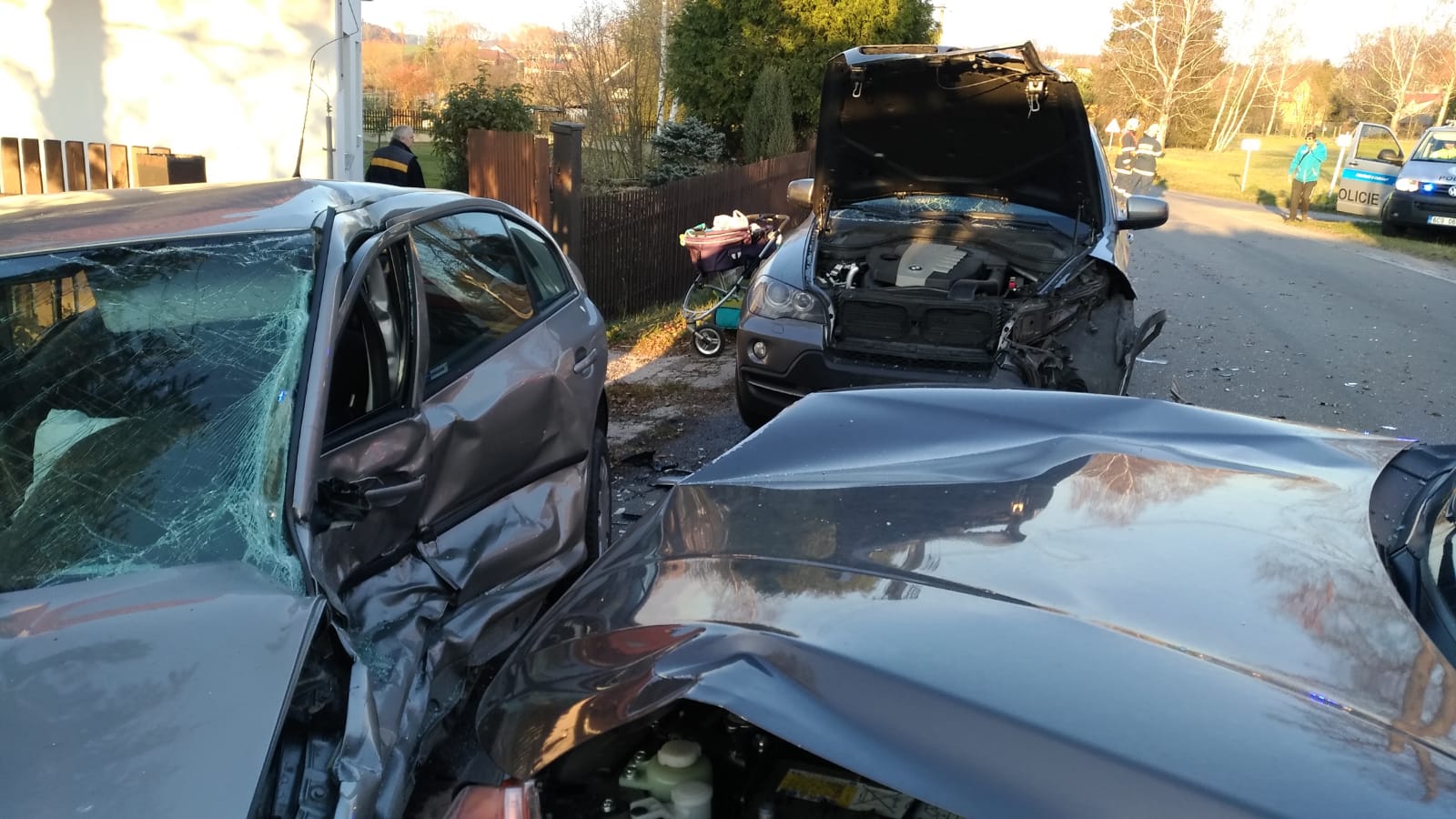 Dopravní nehoda 3 OA, Sudoměřice u Bechyně - 16. 11. 2018 (4).jpg