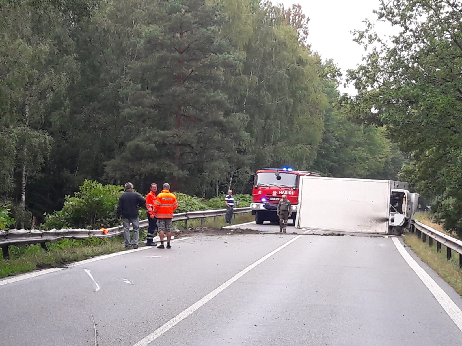 Dopravní nehoda NA, Rodvínov - 1. 9. 2018 (2).jpg