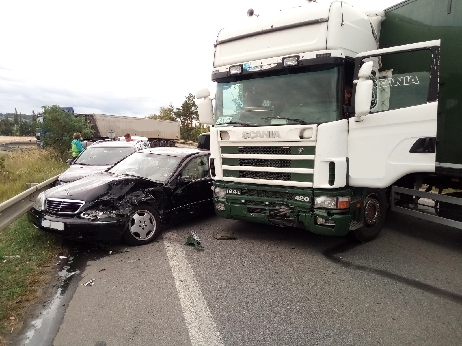 Dopravní nehoda NA a 3 OA, Planá - 17. 9. 2021 (3).jpg