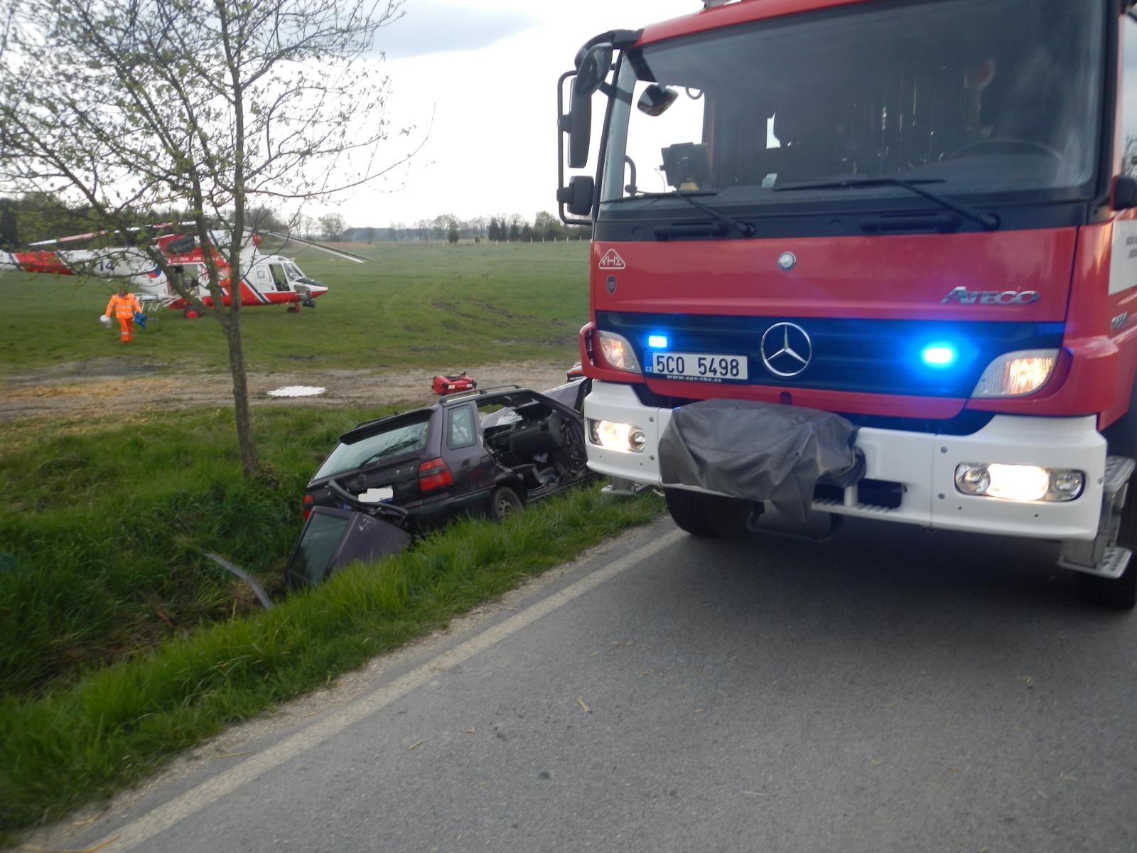 Dopravní nehoda OA, Domanín - 25. 4. 2017 (1).JPG