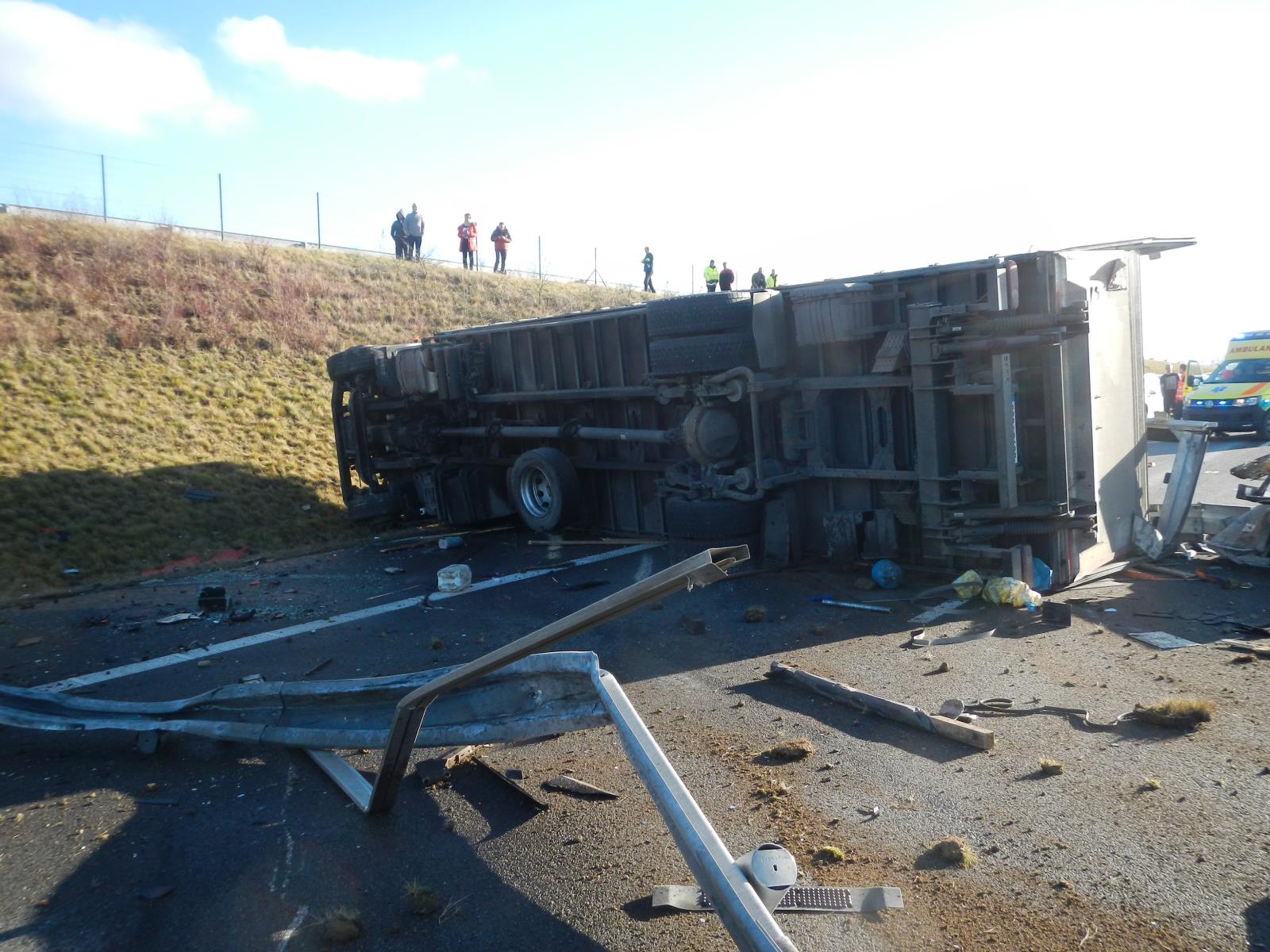 Dopravní nehoda OA a NA, Košice - 6. 1. 2020 (1).JPG