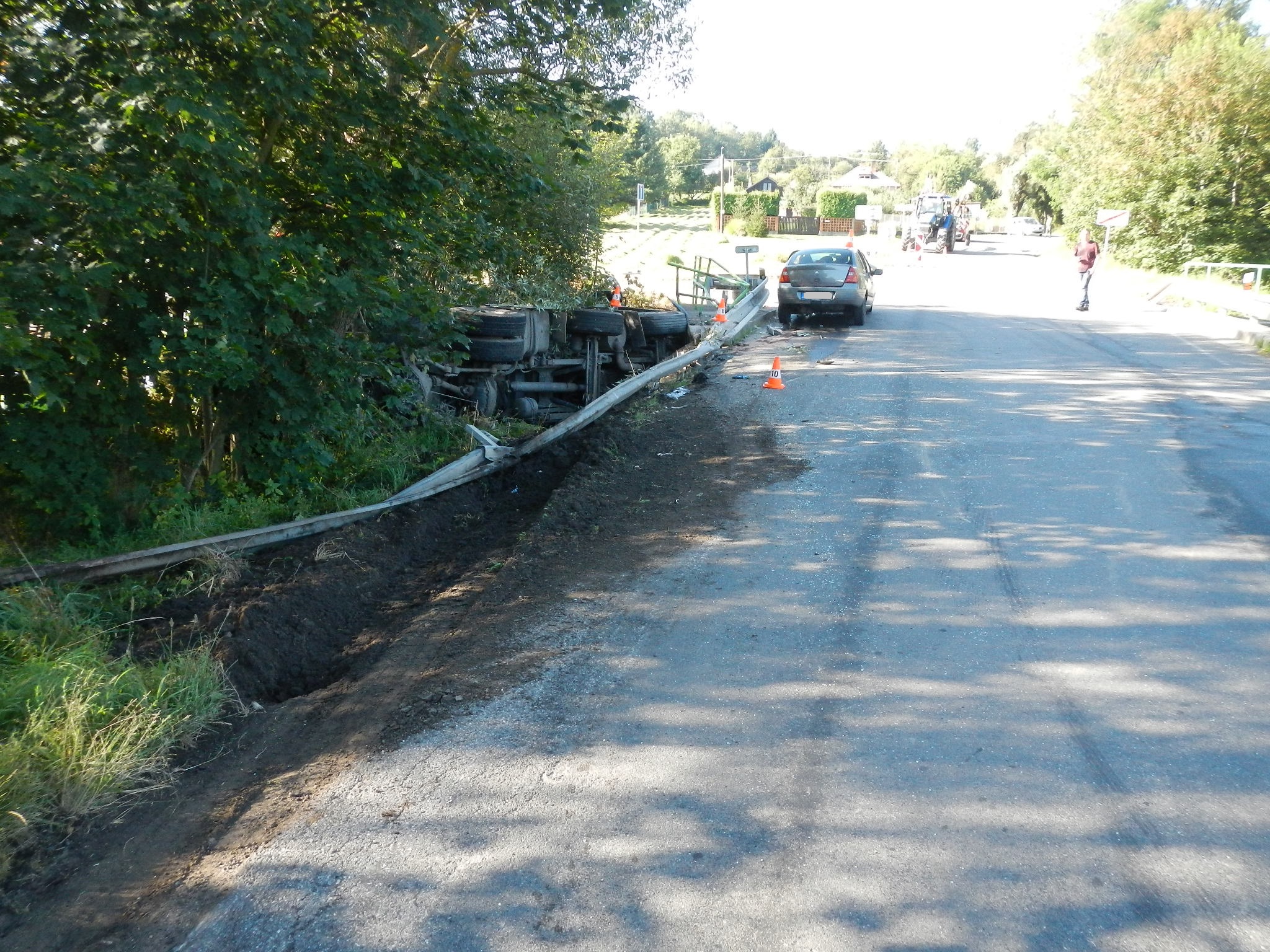 Dopravní nehoda OA a NA, Soběslav - 23. 8. 2016 (6).JPG