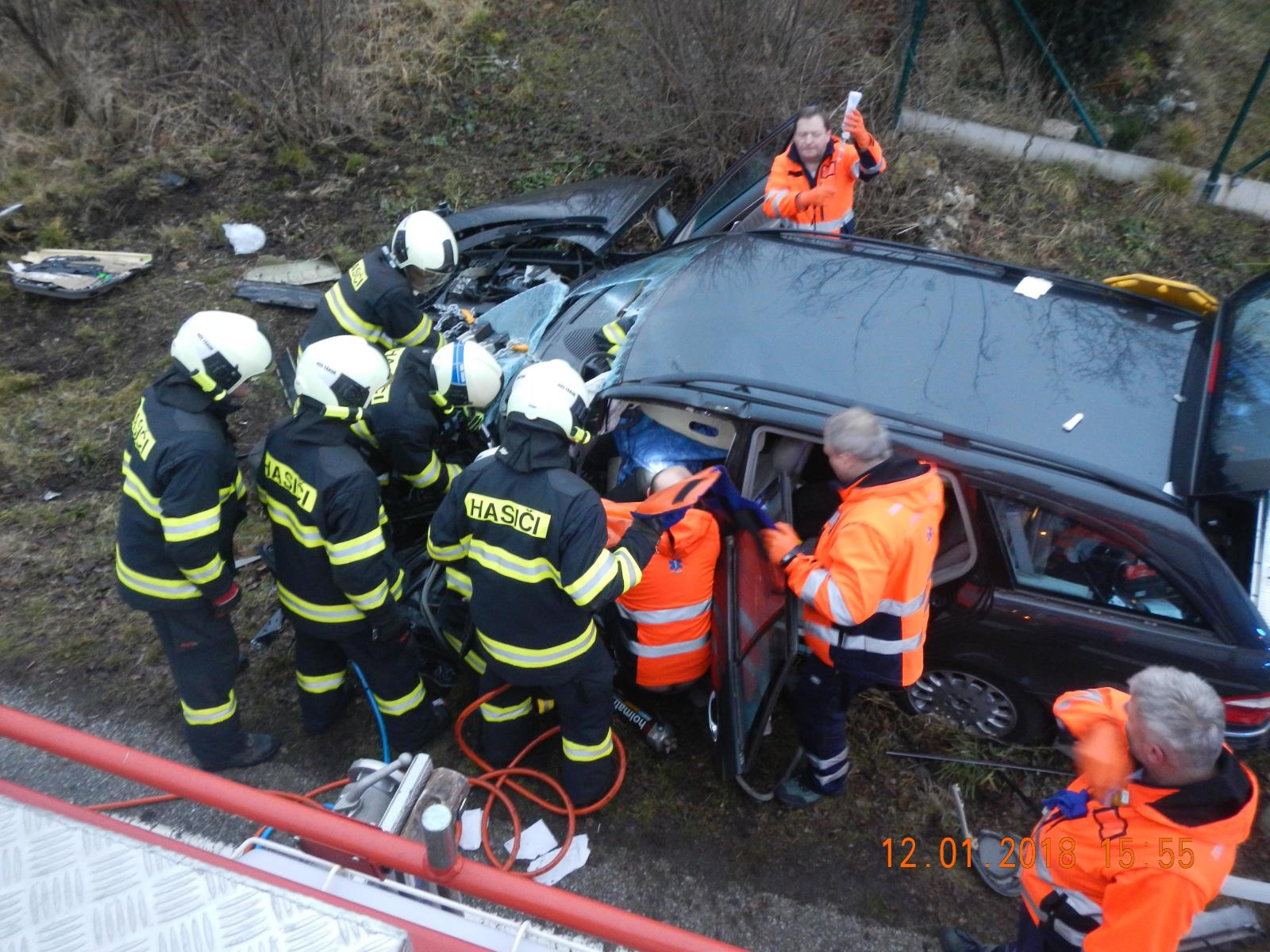Dopravní nehoda OA a NA, Sudoměřice u Tábora - 12. 1. 2018 (6).JPG