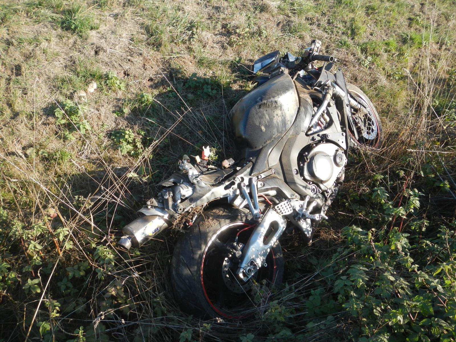 Dopravní nehoda OA a moto, Kočín - 26. 10. 2019 (3).JPG