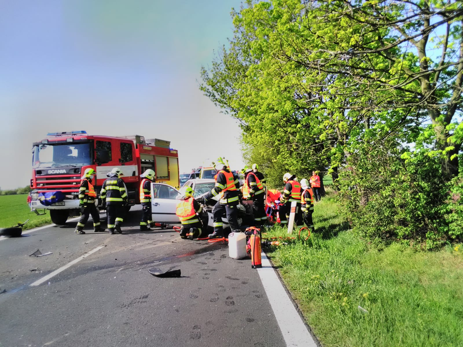 Dopravní nehoda Žiželice (4).jpg