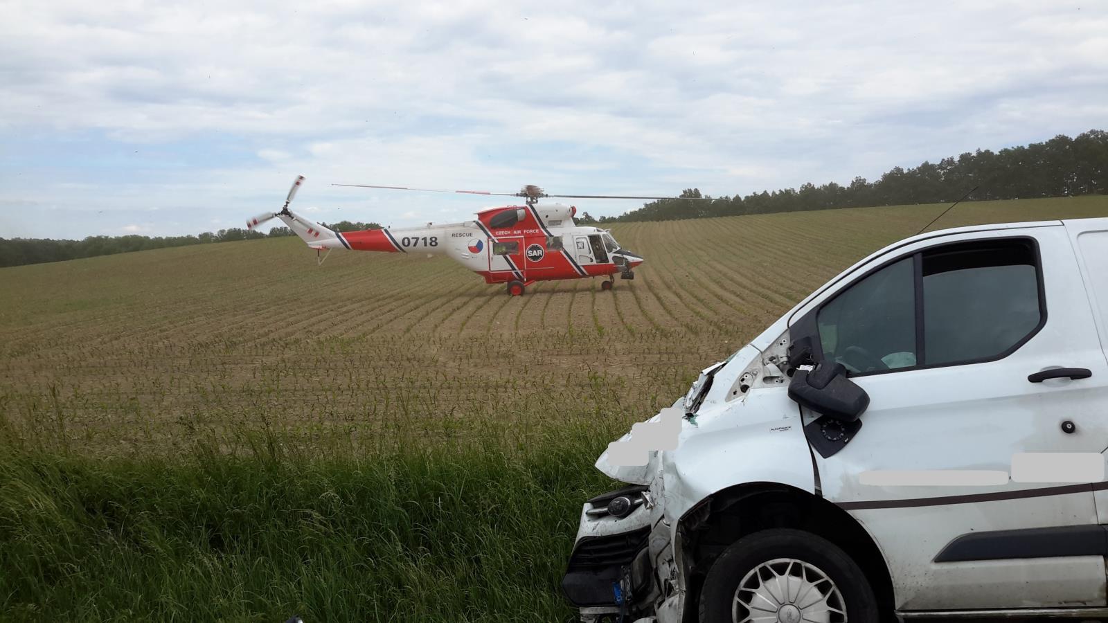 Dopravní nehoda bus a 2 dodávky - 5. 6. 2017 (7).jpg
