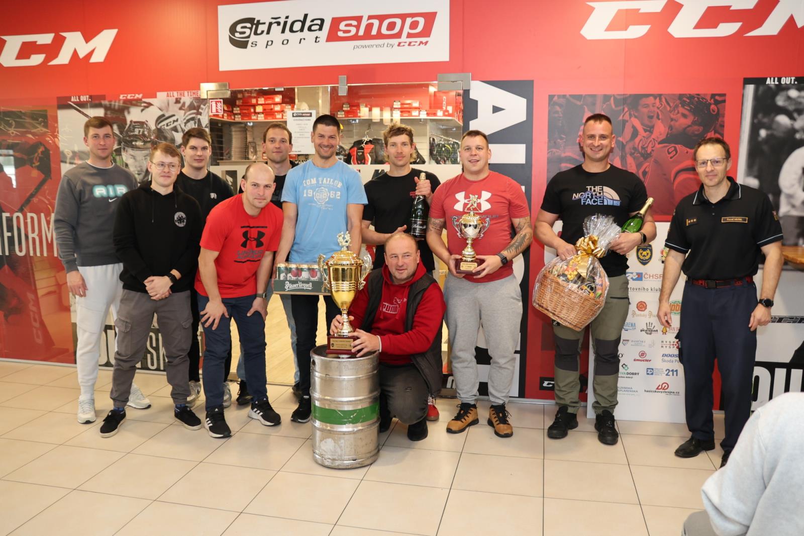 Dukla Přeštice tým  (1).JPG