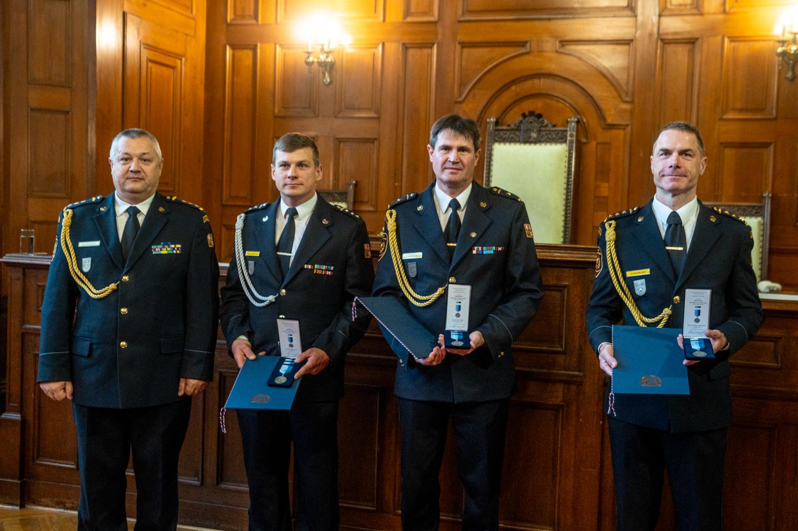 Foto ze slavnostního ceremoniálu předávání medailí 2025
